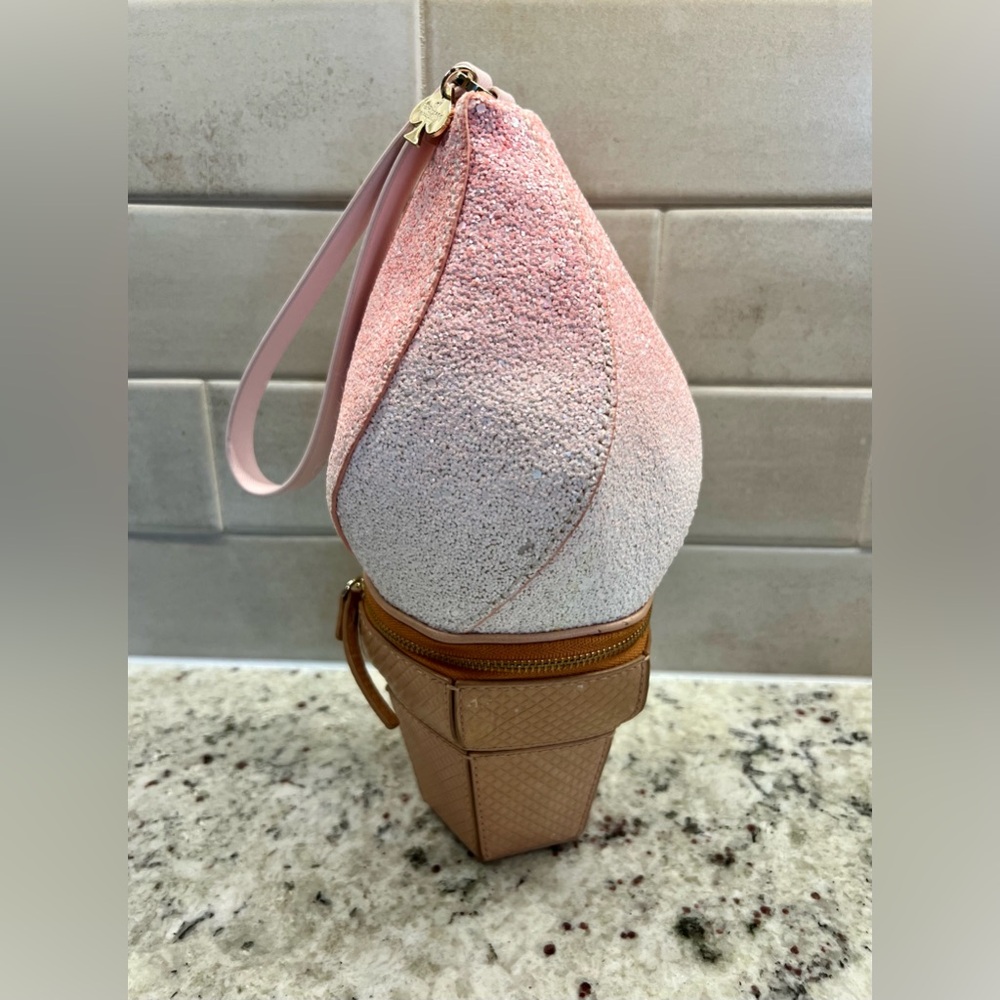 Kate Spade Flavor Of The Month Large Wristlet/Clutch - Picture 2 of 11